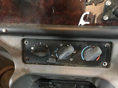 Freightliner M2 106 Heater / AC Temp Control