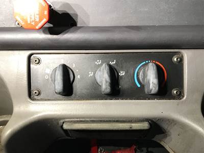 Freightliner M2 106 Heater / AC Temp Control