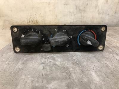 Freightliner M2 106 Heater / AC Temp Control
