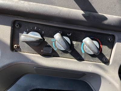 Freightliner M2 106 Heater / AC Temp Control