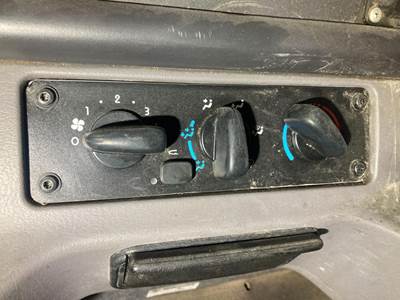 Freightliner M2 112 Heater / AC Temp Control