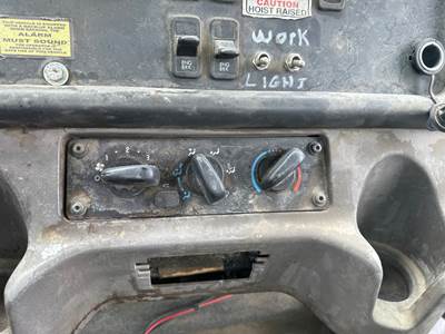 Freightliner M2 112 Heater / AC Temp Control