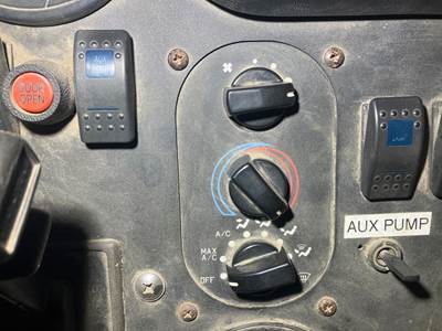 Freightliner MT Heater / AC Temp Control