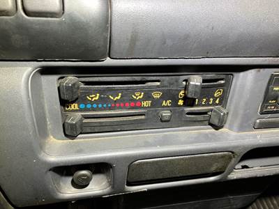 GMC W5500 Heater / AC Temp Control