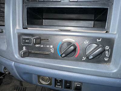 Hino 338 Heater / AC Temp Control
