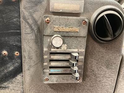 International 1652-SC Heater / AC Temp Control