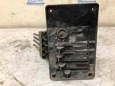 International 1652-SC Heater / AC Temp Control