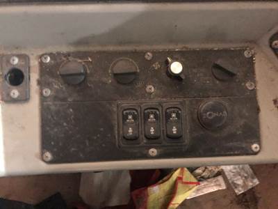 International 3800 Heater / AC Temp Control