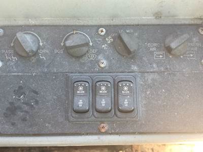 International 3800 Heater / AC Temp Control