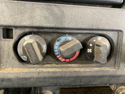International 4700 Heater / AC Temp Control
