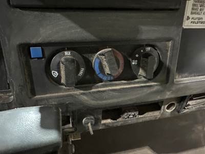 International 4700 Heater / AC Temp Control