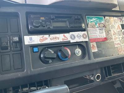 International 4700 Heater / AC Temp Control