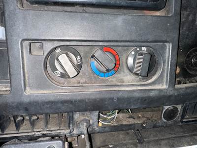 International 4700 Heater / AC Temp Control