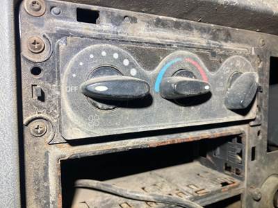 International 7400 Heater / AC Temp Control