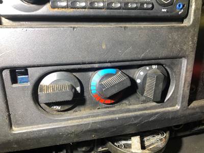 International 8100 Heater / AC Temp Control