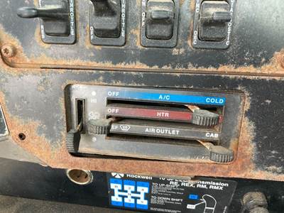International 9100 Heater / AC Temp Control