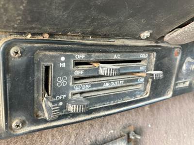 International 9200 Heater / AC Temp Control