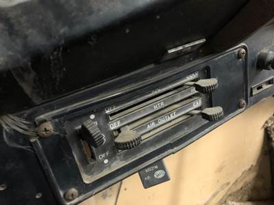 International 9300 Heater / AC Temp Control