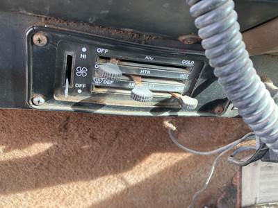 International 9300 Heater / AC Temp Control