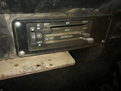 International 9400 Heater / AC Temp Control