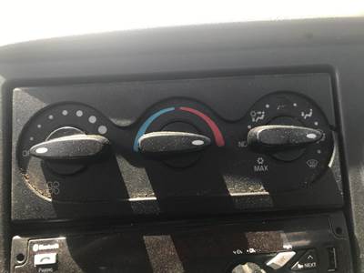 International DuraStar 4300 Heater / AC Temp Control for a International Durastar (4300)