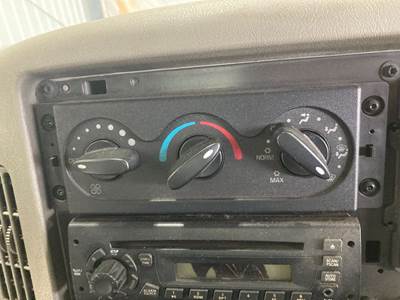 International DuraStar 4400 Heater / AC Temp Control for a International Durastar (4400)