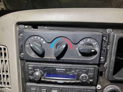 International DuraStar 4400 Heater / AC Temp Control for a International Durastar (4400)