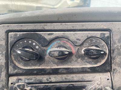 International DuraStar 4400 Heater / AC Temp Control for a International Durastar (4400)