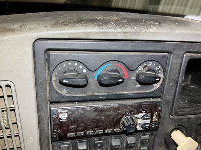 International TranStar 8600 Heater / AC Temp Control for a International Transtar (8600)