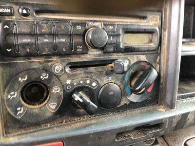 Isuzu NPR Heater / AC Temp Control