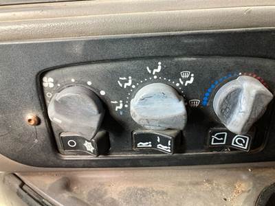 Kenworth T2000 Heater / AC Temp Control