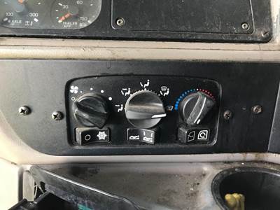 Kenworth T2000 Heater / AC Temp Control