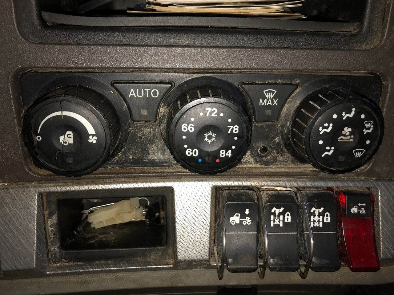 2019 Kenworth T680 Heater / AC Temp Control For Sale Winimac, IN