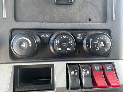 Kenworth T680 Heater / AC Temp Control