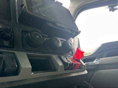 Kenworth T680 Heater / AC Temp Control