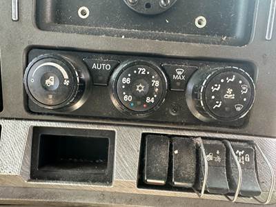 Kenworth T680 Heater / AC Temp Control