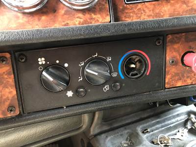 Kenworth W900L Heater / AC Temp Control