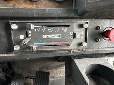 Kenworth W900L Heater / AC Temp Control