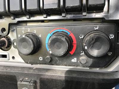Mack AN (ANTHEM) Heater / AC Temp Control