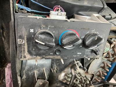 Mack CX Heater / AC Temp Control