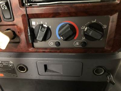 Mack CXU Heater / AC Temp Control