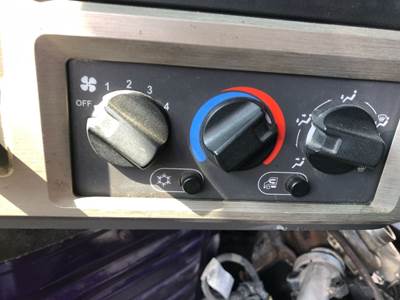 Mack CXU Heater / AC Temp Control