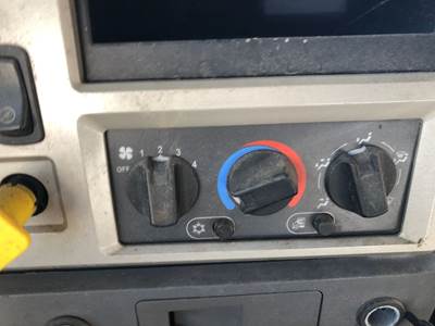 Mack CXU Heater / AC Temp Control