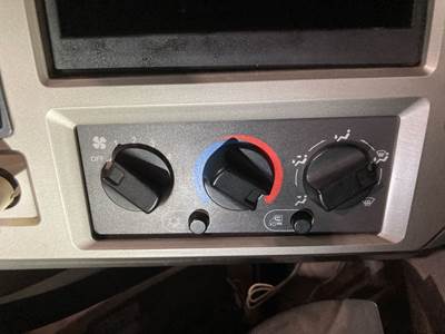 Mack CXU Heater / AC Temp Control