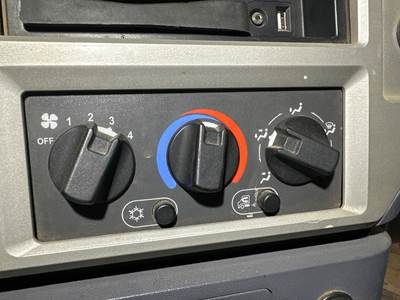 Mack CXU Heater / AC Temp Control