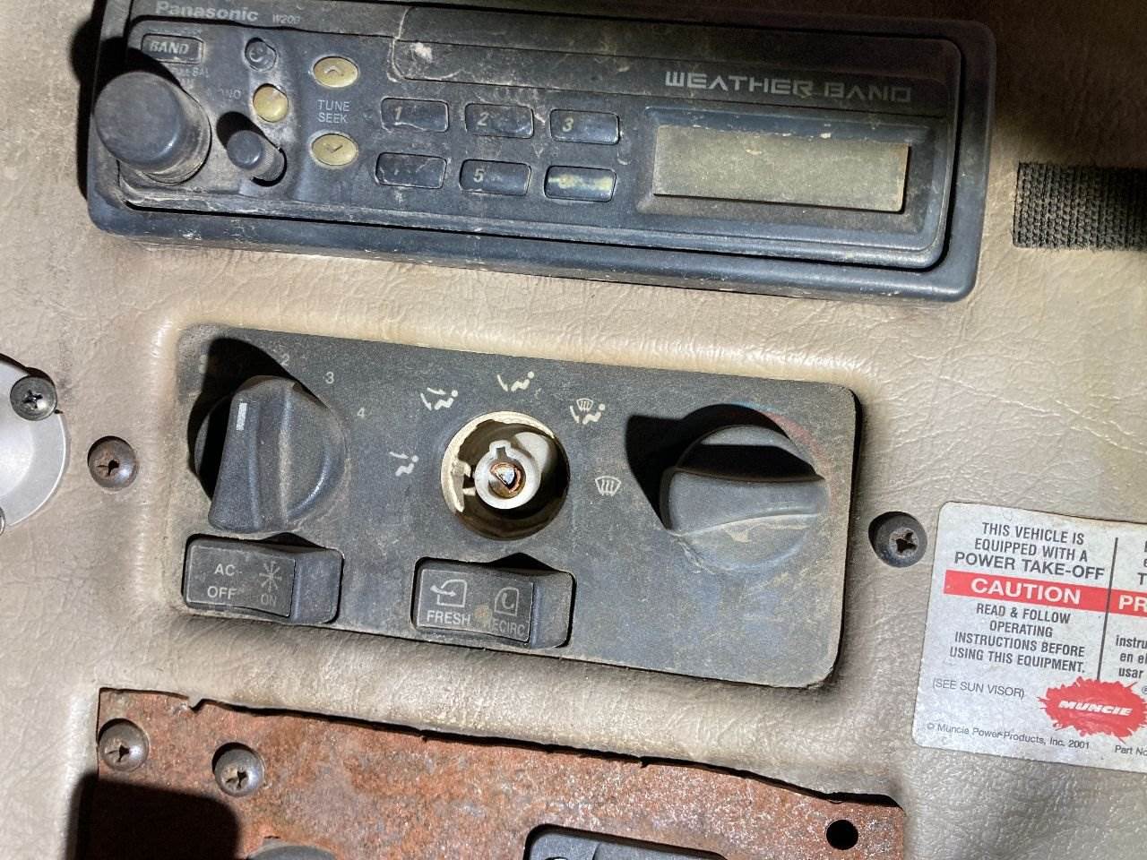 2007 Peterbilt 340 Heater / AC Temp Control For Sale Sioux Falls, SD