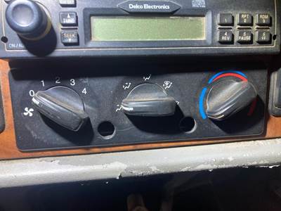 Peterbilt 367 Heater / AC Temp Control