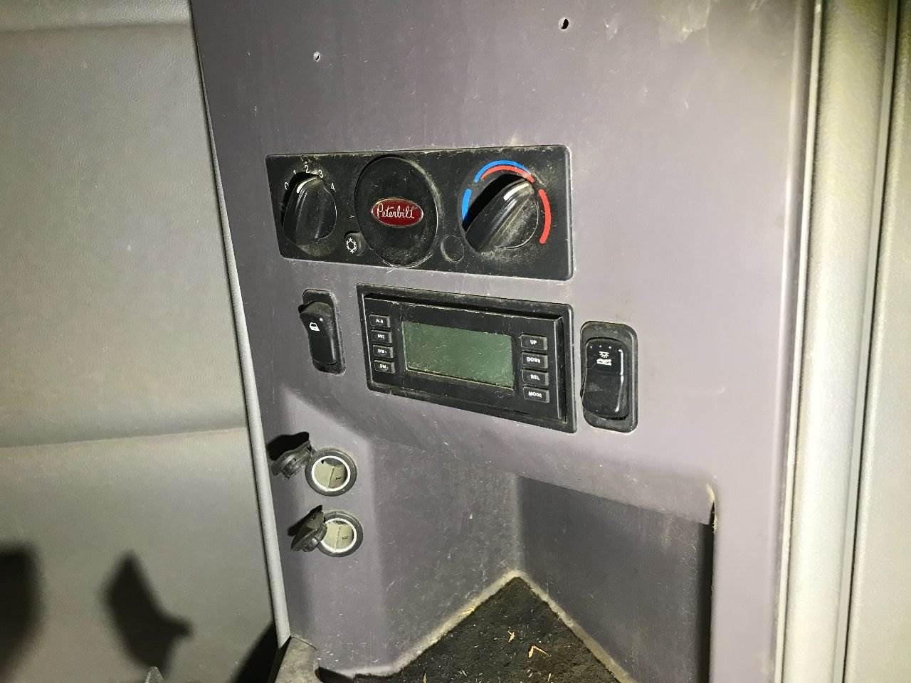 2016 Peterbilt 579 Heater / AC Temp Control For Sale Sioux Falls, SD