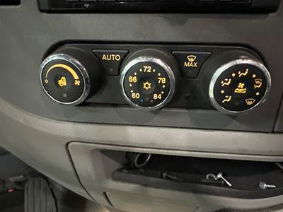 Peterbilt 579 Heater / AC Temp Control