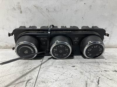 Peterbilt 579 Heater / AC Temp Control